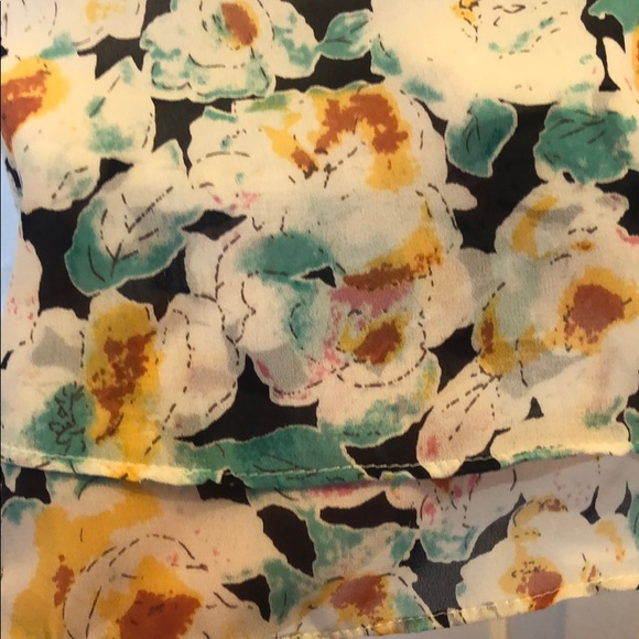 Floral, Layered Thin Sheer Tank Top with Lining. - Picture 3 of 4